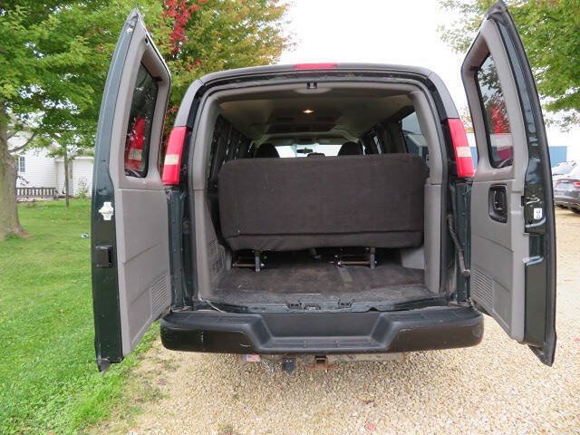 Used 2012 Chevrolet Express 1500 LS RWD image 20