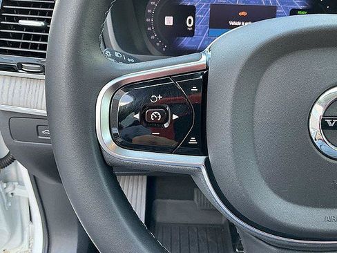 Certified 2024 Volvo XC90 T8 Ultimate w/ Protection Package Premier AWD/4WD image 27