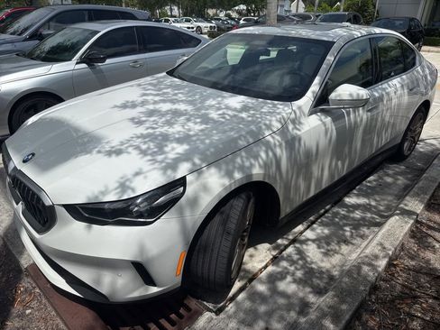 Certified 2024 BMW 530i w/ M Sport Package RWD image 2