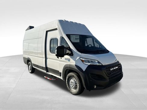 New 2024 RAM ProMaster 3500 w/ Delivery Van Package FWD image 2