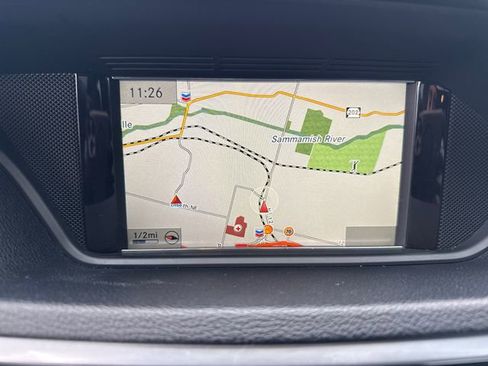 Used 2013 Mercedes-Benz E 350 E 350 image 25