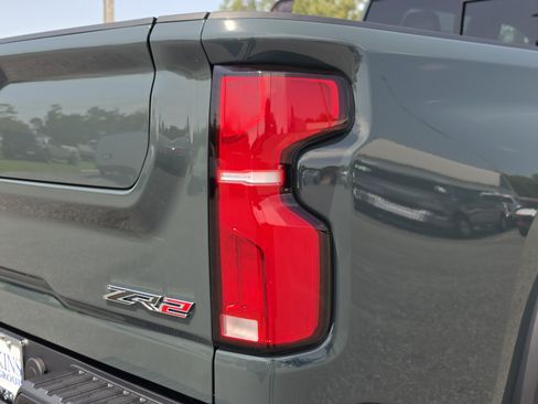 New 2026 Chevrolet Silverado 2500 ZR2 AWD/4WD image 14