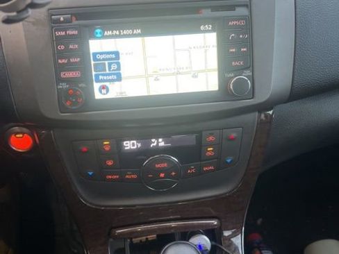 Used 2014 Nissan Sentra SL w/ Premium Package image 5