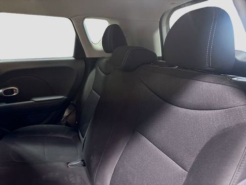 Used 2019 Kia Soul FWD image 23