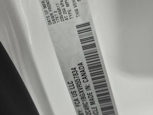 New 2027 Chrysler Pacifica Select w/ Family Tech Group FWD image 23