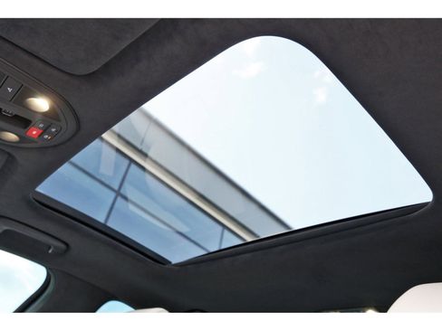 Used 2025 Genesis G70 3.3T Advanced w/ Sport Prestige Package image 30