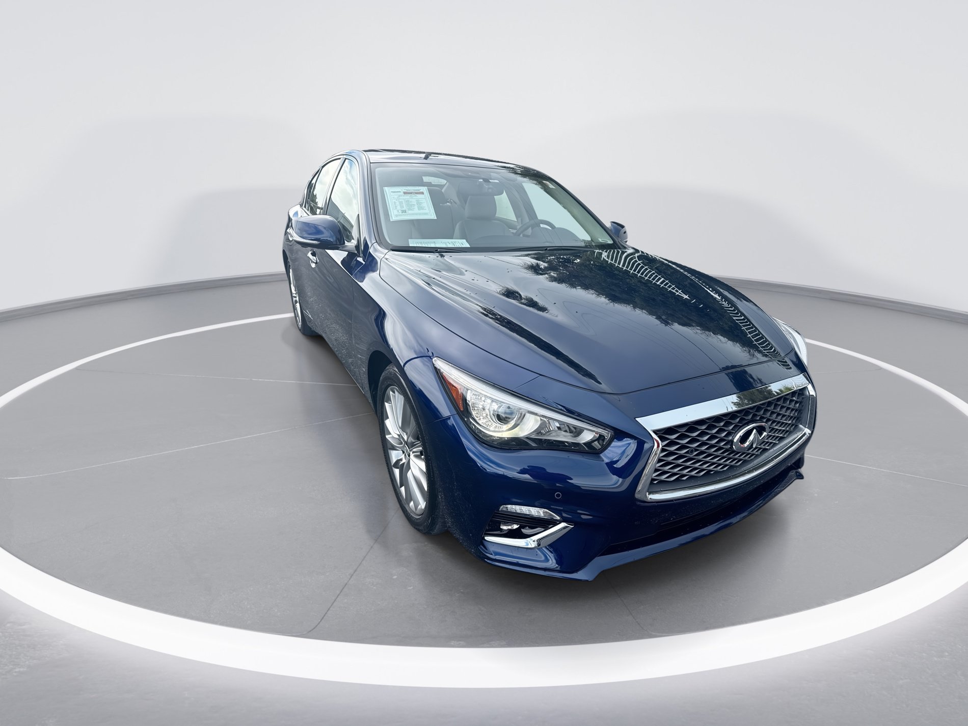 Used 2023 INFINITI Q50 Luxe w/ Cargo Package RWD image 2