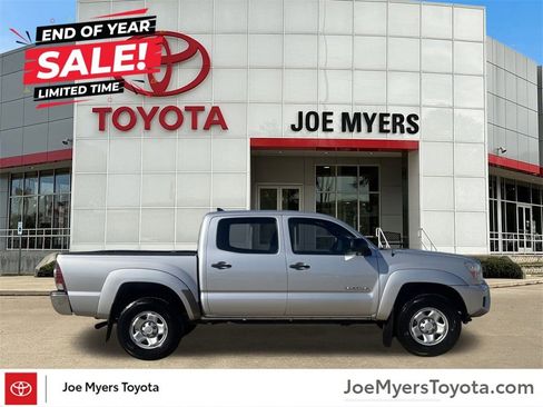 Used 2012 Toyota Tacoma PreRunner image 3