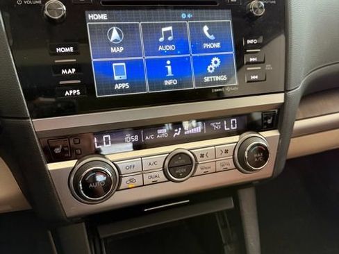 Used 2015 Subaru Outback 2.5i Limited AWD/4WD image 13