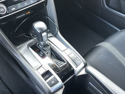 Used 2019 Honda Civic Sport image 21