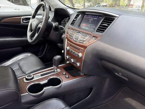Used 2020 Nissan Pathfinder Platinum w/ Cargo Package AWD/4WD image 41