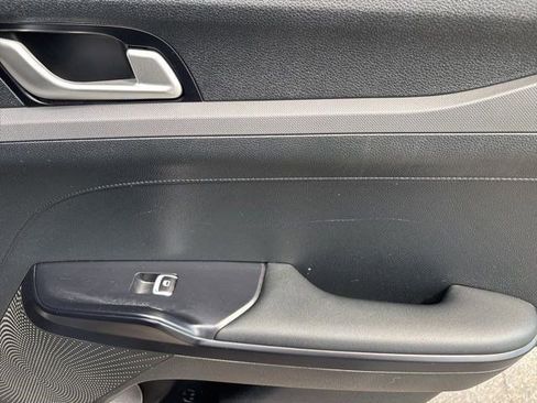 Used 2025 Kia K5 LXS image 36