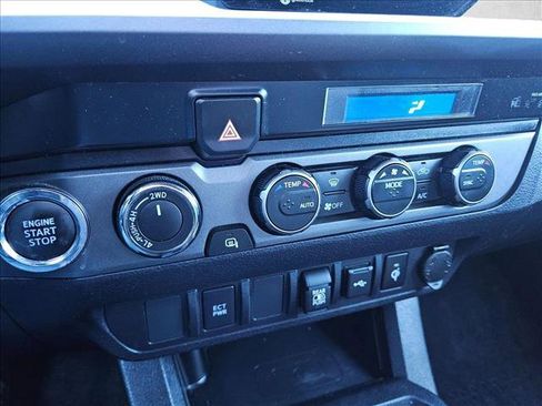 Used 2023 Toyota Tacoma TRD Off-Road image 13