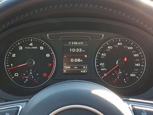 Used 2018 Audi Q3 2.0T Premium Plus image 22