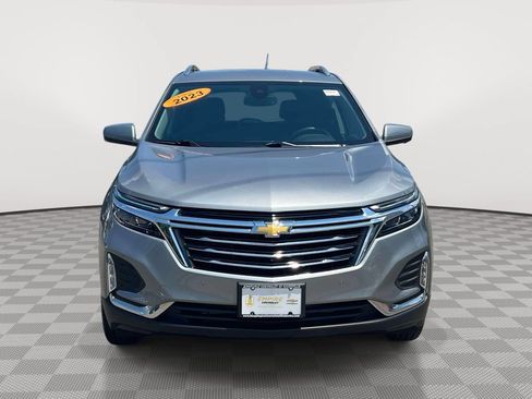 Used 2023 Chevrolet Equinox Premier AWD/4WD image 2