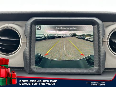 Used 2021 Jeep Gladiator Overland image 23