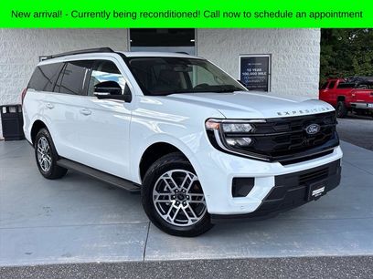 Used 2025 Ford Expedition Active