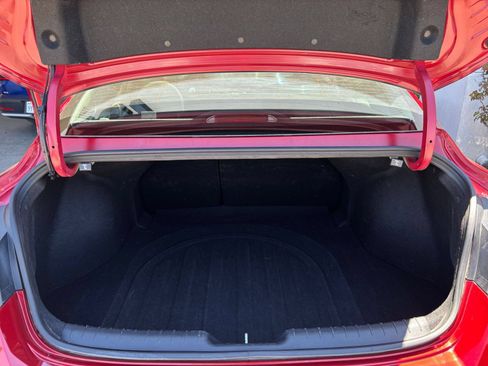 Used 2025 Hyundai Elantra SEL FWD image 33