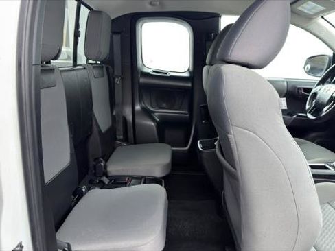 Used 2023 Toyota Tacoma SR RWD image 18