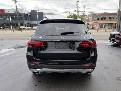 Used 2022 Mercedes-Benz GLC 300 4MATIC image 7