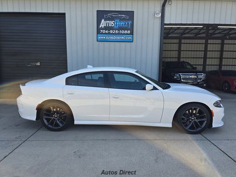 Used 2019 Dodge Charger Scat Pack w/ Plus Group RWD image 12
