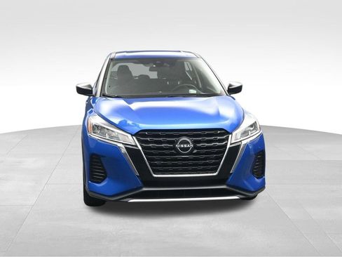 Used 2022 Nissan Kicks S FWD image 8