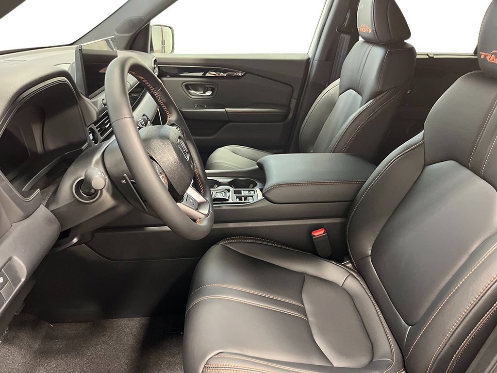 New 2026 Honda Pilot TrailSport image 13