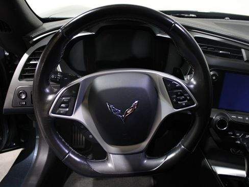 Used 2019 Chevrolet Corvette Stingray Coupe w/ Carbon Flash Badge Package RWD image 22