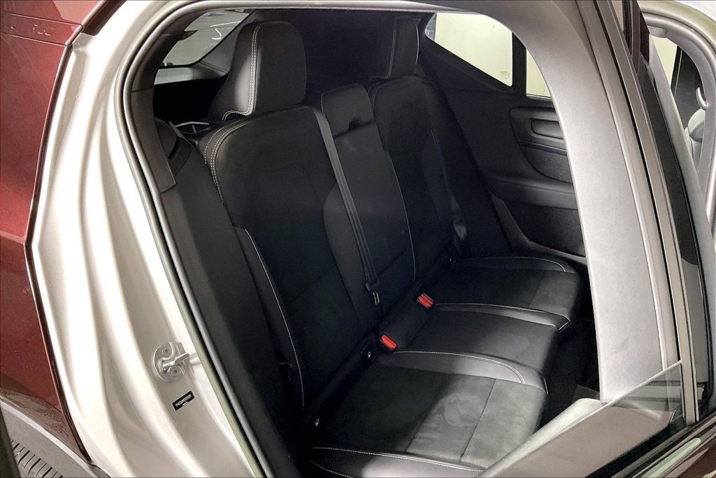 Used 2023 Volvo XC40 Recharge Ultimate w/ Protection Package Premier AWD/4WD image 26