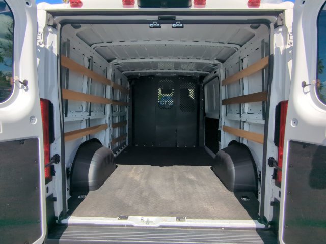Used 2025 RAM ProMaster 2500 w/ U-Haul Equipment Group FWD image 14