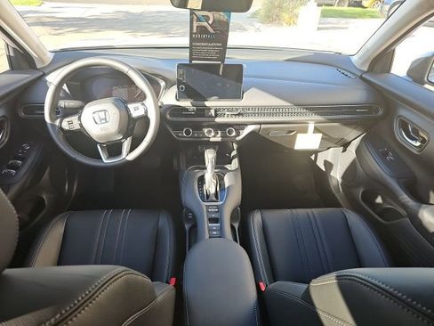 New 2026 Honda HR-V EX-L image 10