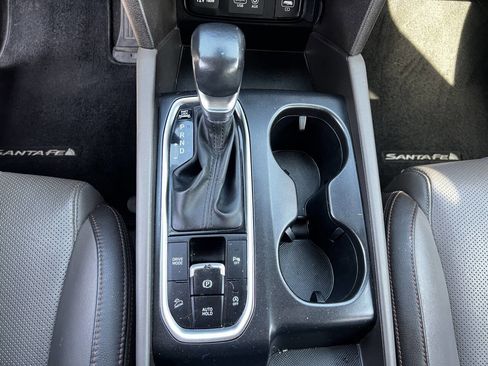 Used 2019 Hyundai Santa Fe Limited image 22