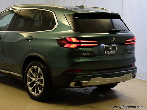 Used 2026 BMW X5 xDrive40i AWD/4WD image 8