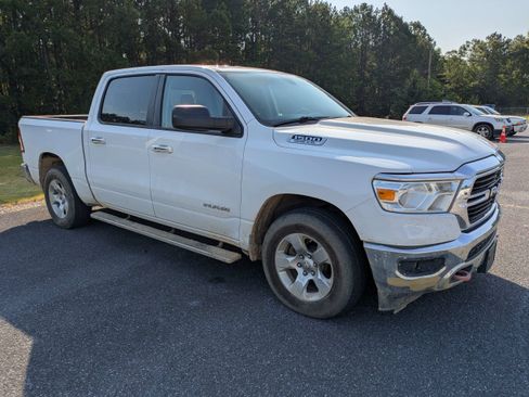 Used 2019 RAM 1500 Big Horn RWD image 1