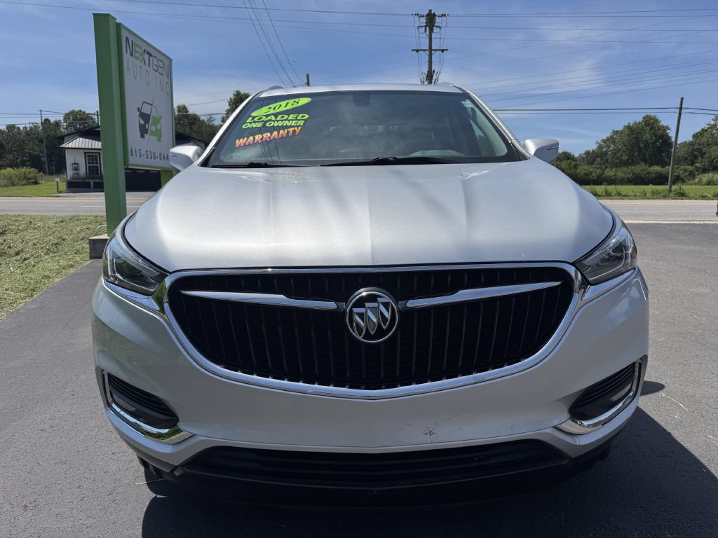 Used 2018 Buick Enclave Essence FWD image 2