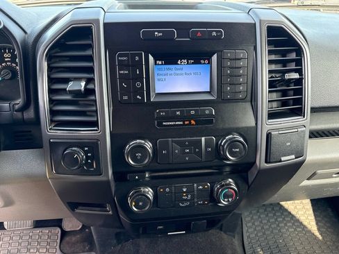 Used 2018 Ford F150 XLT AWD/4WD image 24