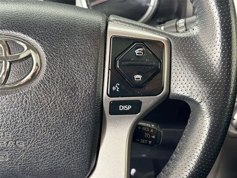 Used 2018 Toyota 4Runner Limited image 18