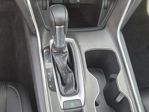 Used 2019 Honda Accord LX image 13