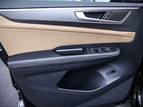 New 2026 Volkswagen Atlas Cross Sport SE image 36