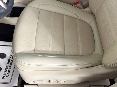 Used 2023 GMC Acadia Denali image 19