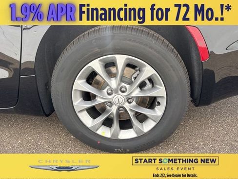 New 2026 Chrysler Pacifica Select image 29