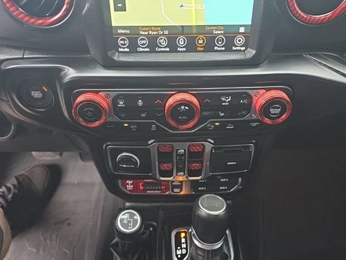 Used 2023 Jeep Wrangler Unlimited Rubicon 392 w/ Trailer Tow Package AWD/4WD image 15