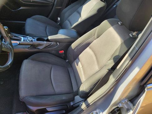 Used 2014 MAZDA MAZDA3 i Touring w/ Technology Package image 11