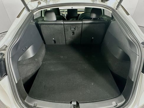 Used 2022 Tesla Model Y Performance AWD/4WD image 26