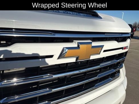 Certified 2025 Chevrolet Silverado 3500 LTZ w/ Z71 Chrome Sport Edition image 26