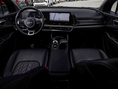 Used 2025 Kia Sportage X-Line image 32