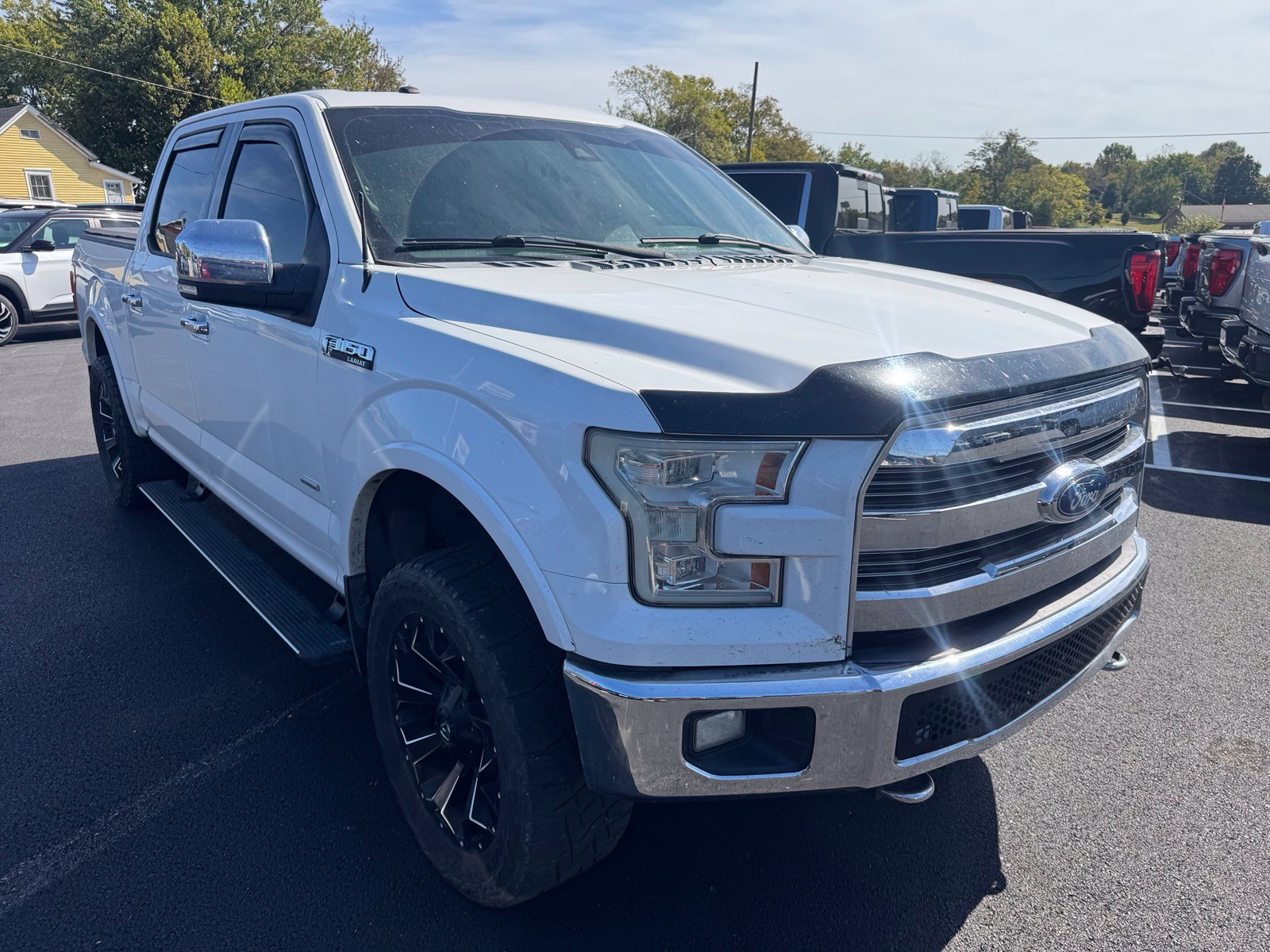 Used 2016 Ford F150 Lariat w/ Equipment Group 502A Luxury AWD/4WD image 8