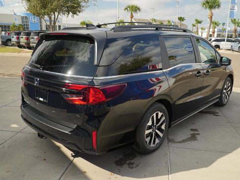 New 2026 Honda Odyssey EX-L image 5