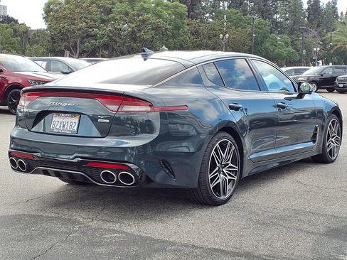 Used 2022 Kia Stinger GT2 image 5