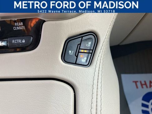 Used 2019 GMC Yukon Denali w/ Denali Ultimate Package image 25